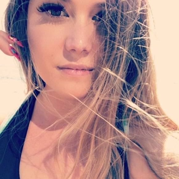 miss_ellaa